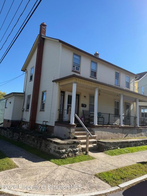 546 N Bromley Ave, Scranton, PA, 18504-1802 | Card Image