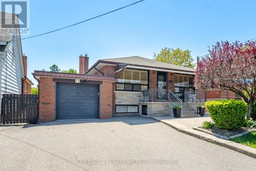 73 Sunset Trail, North York, ON, M9M1J7 | Card Image