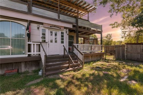 317 Beaver Lndg, Caldwell, TX, 77836-4539 | Card Image