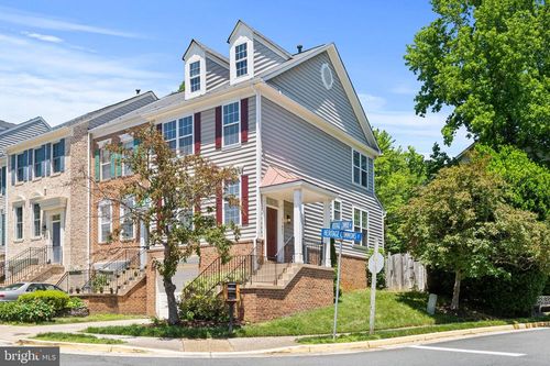 11482 Heritage Commons Way, Reston, VA, 20194-1029 | Card Image