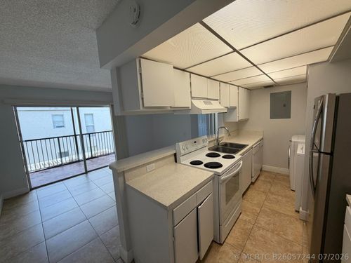 c-4419 Treehouse Ln, Tamarac, FL, 33319-3379 | Card Image