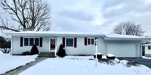 907 W Clinton St, Elmira, NY, 14905-2155 | Card Image