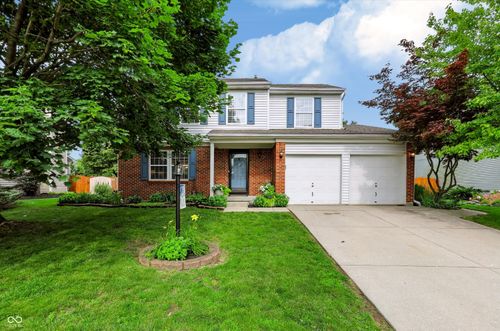 869 Waveland Ln, Greenwood, IN, 46143-3150 | Card Image