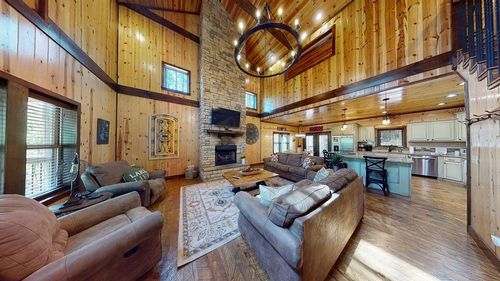 13 Whispering Pine Rd, Broken Bow, OK, 74728-7501 | Card Image
