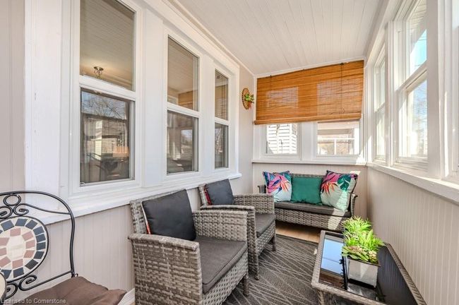 22 Simcoe St, House other with 3 bedrooms, 2 bathrooms and 2 parking in Guelph ON | Image 5