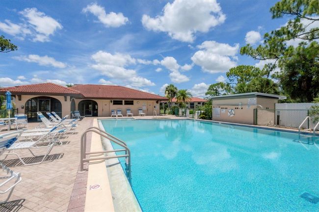 community pool | Image 38