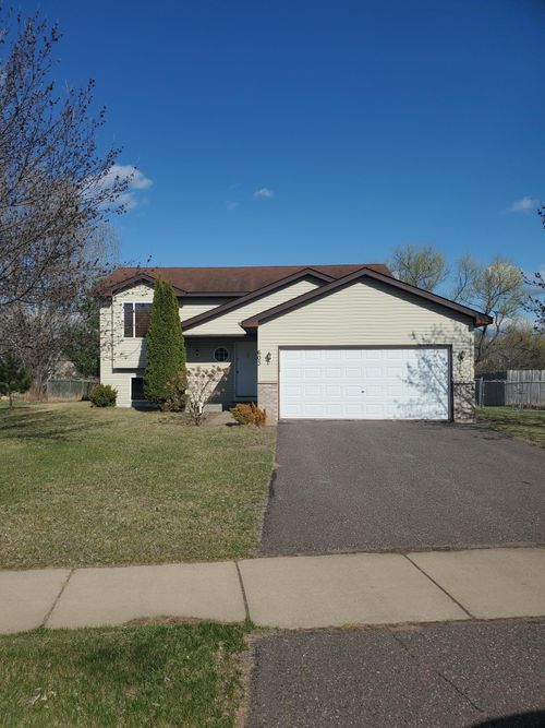 603 Horseshoe Ln, Braham, MN, 55006-3228 | Card Image