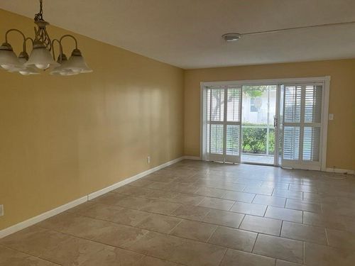 apt-111-1541 S Ocean Blvd, Pompano Beach, FL, 33062-7412 | Card Image