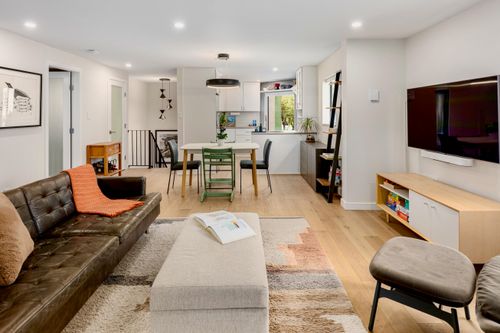 101-936 Bute St, Vancouver, BC, V6E1Y8 | Card Image