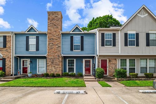 143 Winchester Dr, Euless, TX, 76039-4204 | Card Image