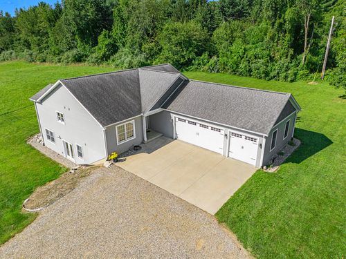 7320 H Dr S, Ceresco, MI, 49033-9741 | Card Image