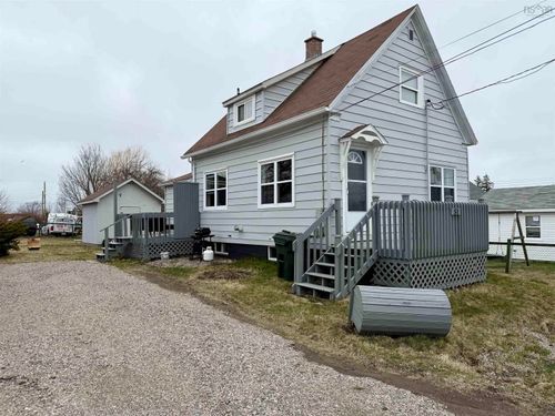 51 Patrick St, Scotchtown, NS, B1H2X1 | Card Image