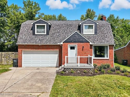 7141 Kleber Ct, Independence, OH, 44131-1522 | Card Image