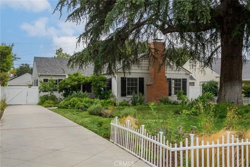 2014 N Flower St, Santa Ana, CA, 92706 | Card Image
