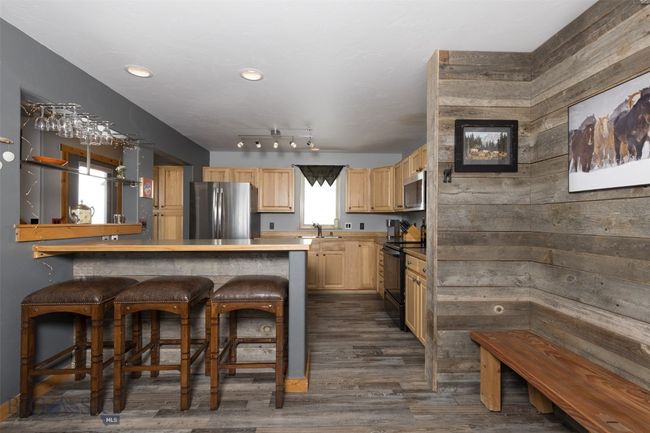 15 Spotted Fawn Ct, Condo with 3 bedrooms, 2 bathrooms and null parking in Big Sky MT | Image 4