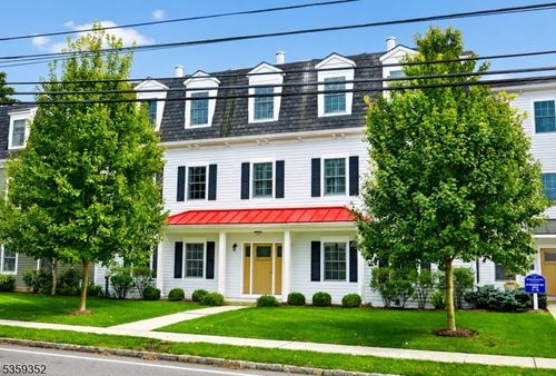 19-25 Ridgedale Ave, Madison, NJ, 07940-1554 | Card Image