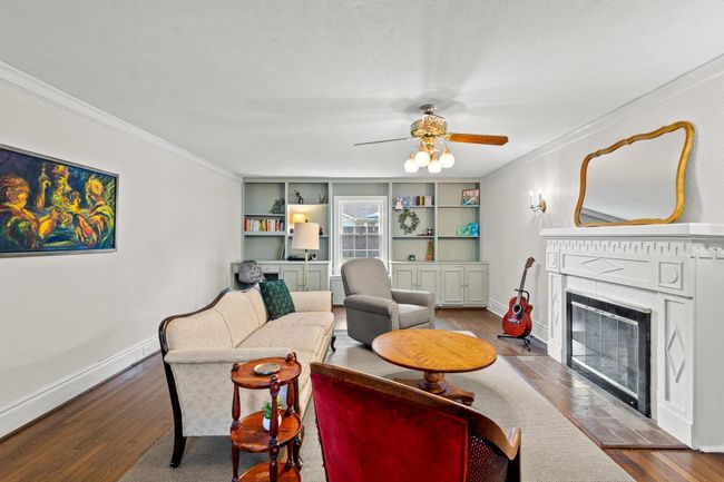 425 W Belden St, House other with 4 bedrooms, 3 bathrooms and null parking in Sherman TX | Image 9