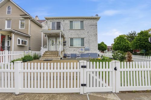 220-19 146th Avenue, New York, NY, 11413 | Card Image