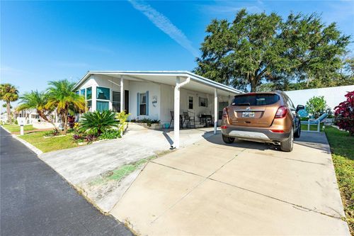 37827 Mission Hills Ave, ZEPHYRHILLS, FL, 33541-4331 | Card Image