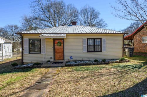 1613 27th Ave N, HUEYTOWN, AL, 35023-3326 | Card Image