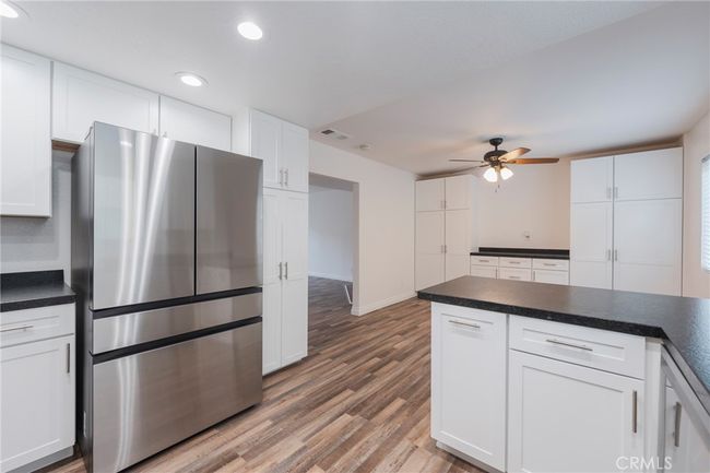 UNIT-11 - 2254 Gaviota Ave, Condo with 2 bedrooms, 3 bathrooms and 2 parking in Signal Hill CA | Image 32