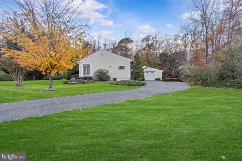 16 Lenape Ln, Marmora, NJ, 08223-1918 | Card Image