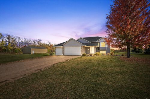 46983 James Ave, Harris, MN, 55032-3090 | Card Image