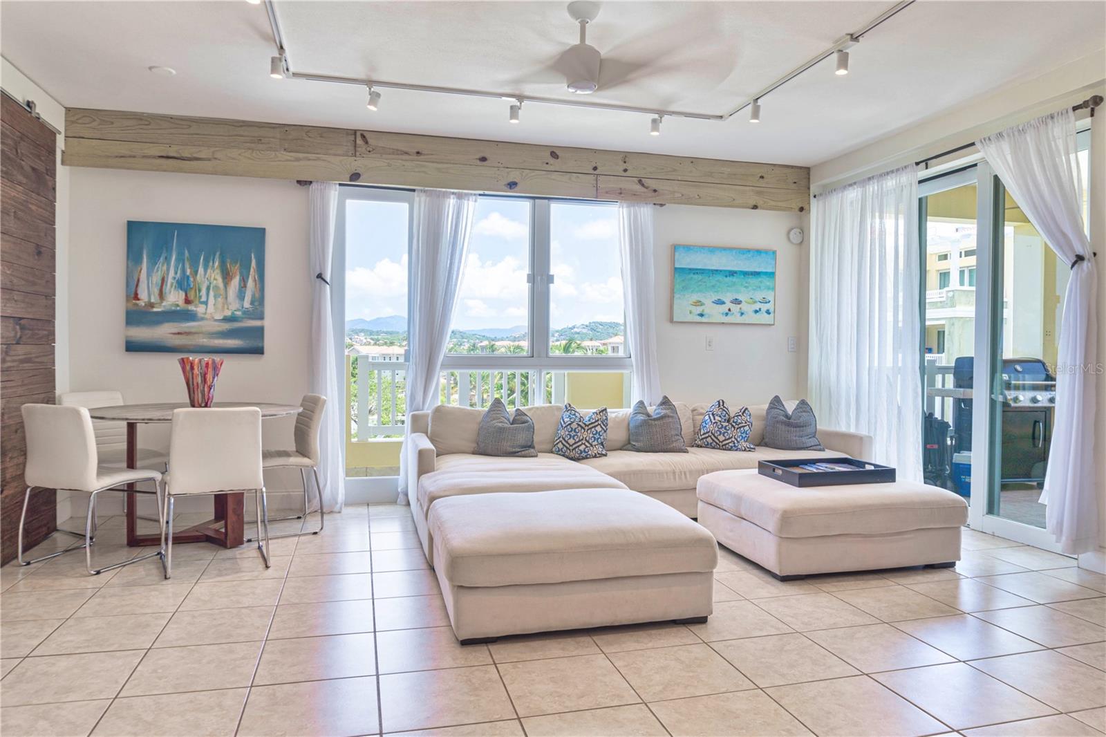Residential en venta en HUMACAO, 200 OCEAN DRIVE, 1140 m²