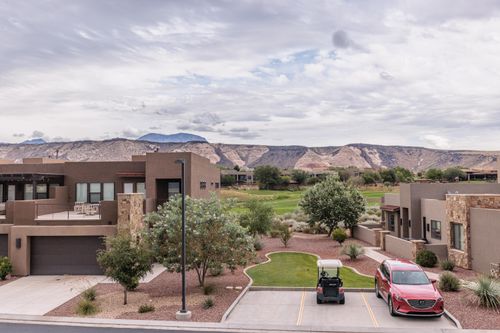 5031 N Escapes Dr, St George, UT, 84770-1240 | Card Image
