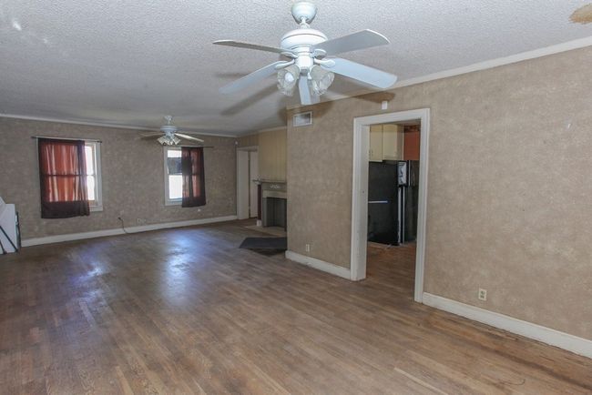 1004 E 15 Th St, House other with 4 bedrooms, 2 bathrooms and null parking in Big Spring TX | Image 6