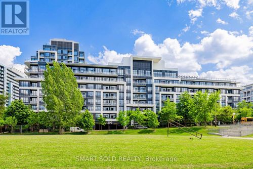624-399 Spring Garden Ave, North York, ON, M2N3H6 | Card Image