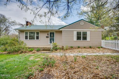 408 Oak Grove Ave, Greeneville, TN, 37745-3914 | Card Image