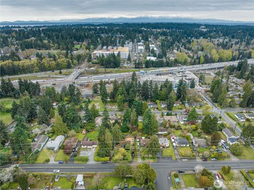 14701-14537 6th Ave Ne, Shoreline, WA, 98155-6943 | Card Image