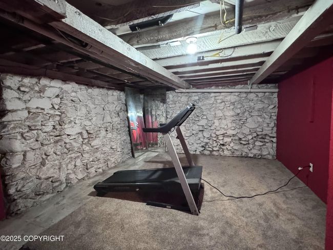 Unit D Excersize Room | Image 27