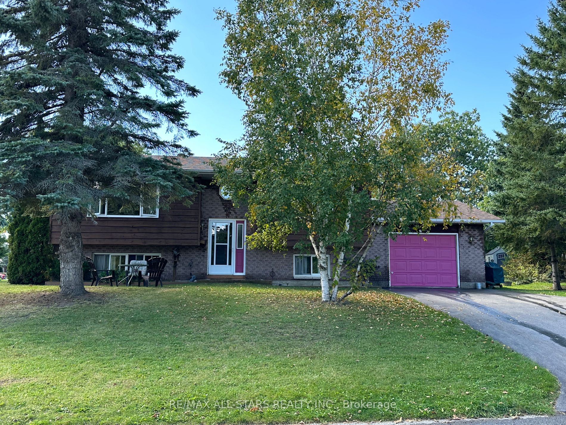 45 Cedartree Lane, For Sale in Bobcaygeon eXp Realty