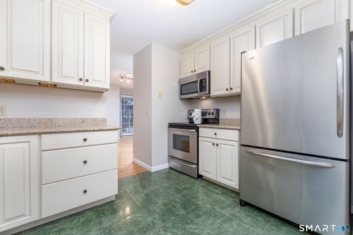 4-4 Fairmount Ln, Granby, CT, 06035-2430 | Card Image