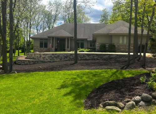 N77W23829 Sun Valley Run, Sussex, WI, 53089-2189 | Card Image