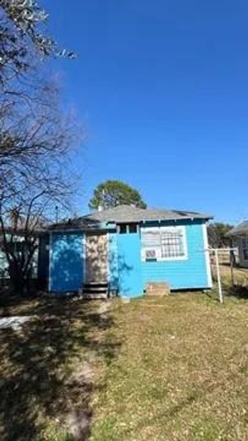 809 Washington, Port Arthur, TX, 77640 | Card Image