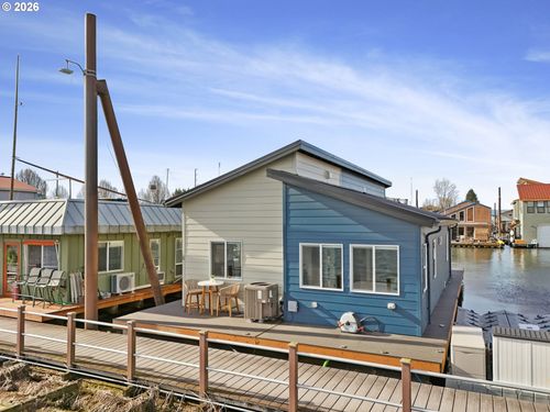 a6-18989 Ne Marine Dr, Portland, OR, 97230-7301 | Card Image