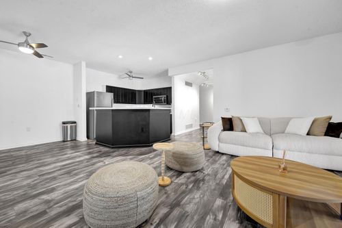 1925 Fortstone Ln, Columbus, OH, 43228-3876 | Card Image