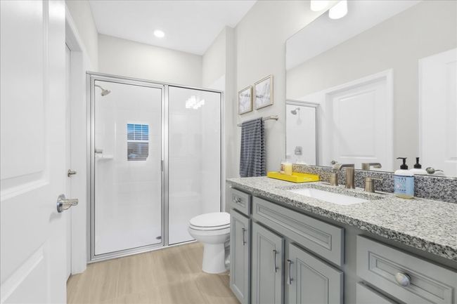 Guest Bathroom | Image 14