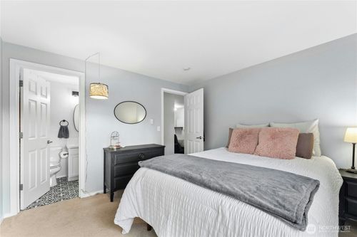 c302-1132 N 198th St, Shoreline, WA, 98133-3677 | Card Image