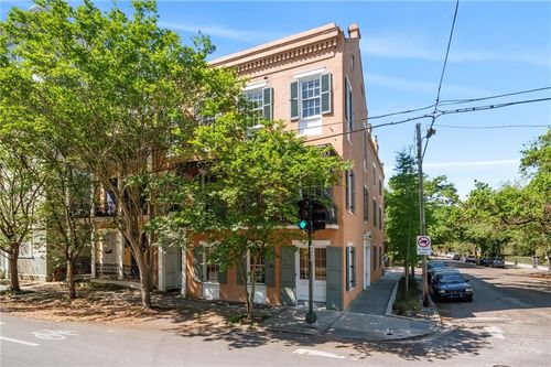 2200 Prytania St, New Orleans, LA, 70130-5804 | Card Image