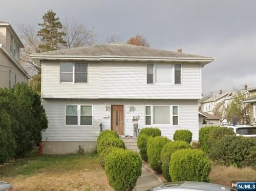 573 Lexington Ave, Clifton, NJ, 07011-1226 | Card Image