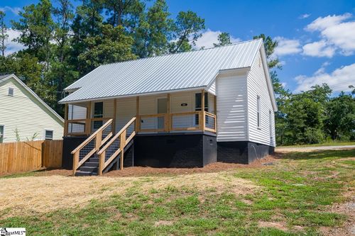400 N Bell Street Ext, Clinton, SC, 29325-7816 | Card Image