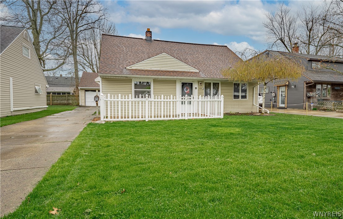 Somerset Ave, Tonawanda, NY 14150