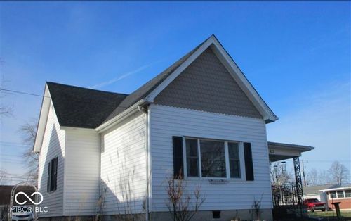 423 State St, North Vernon, IN, 47265-2122 | Card Image