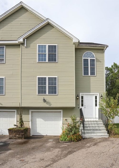 55 Meola Ave, Worcester, MA, 01606-1133 | Card Image