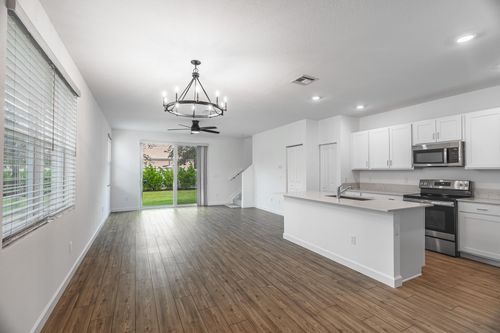 211 Se Woodbark St, Port St Lucie, FL, 34984-6695 | Card Image