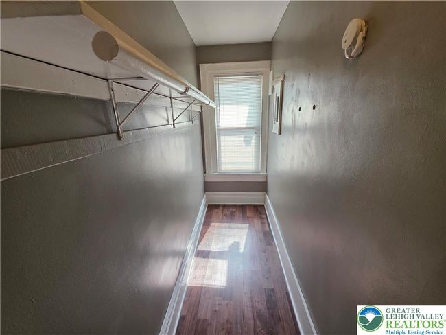 402 Main St, Condo with 3 bedrooms, 1 bathrooms and null parking in HELLERTOWN PA | Image 10